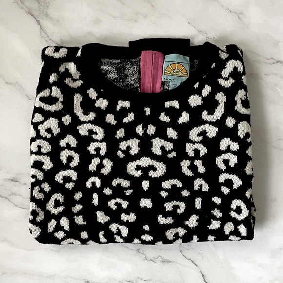 C&C California leopard print knit sweater with back zipper - Picture 3 of 7